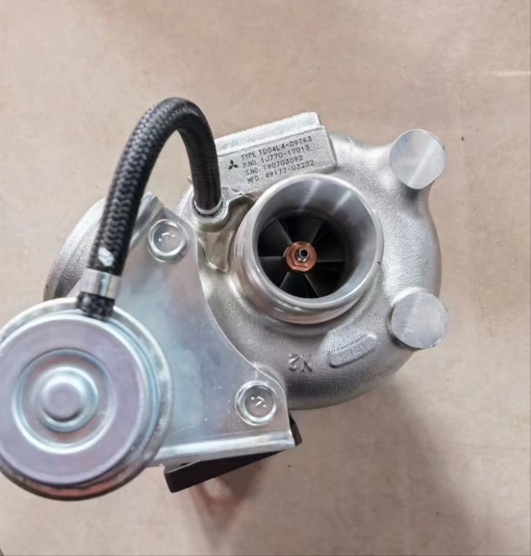 V3307 turbocompresseur 49177-03230 1J770-17013 49177-03232 du tracteur TD04L409TK3 Kubota