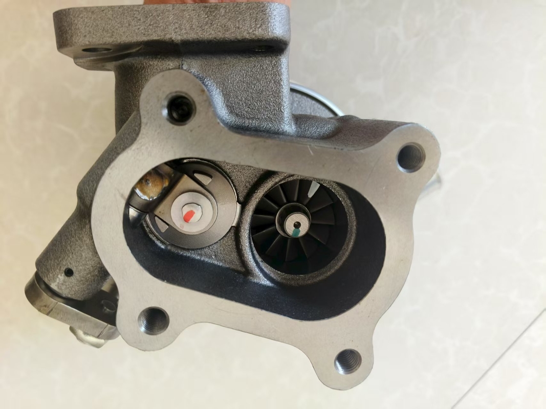 Doosan Pour Hyundai DX150W DX225LC-3 Pièces de machines de construction DL06 Turbocompresseur 150105-00057