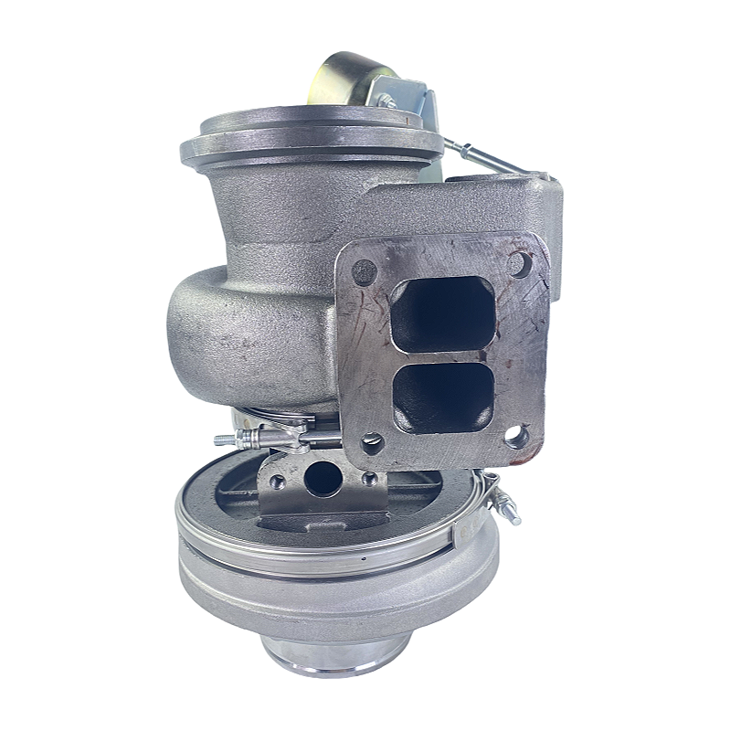 Le moteur est équipé d'un moteur à combustion interne.