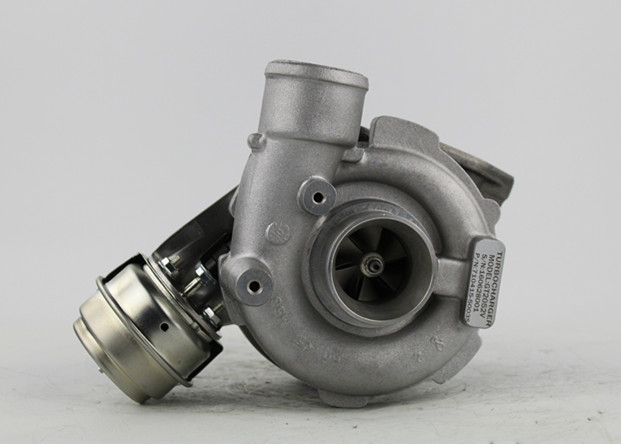 Turbocompresseur 710415-5003S, 710415-0001,710415-0003,77814359,7780199D, 860049 de GT2052V   pour BMW avec le moteur de M57D E39