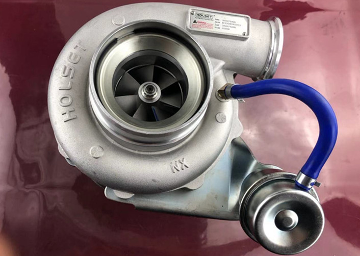 Turbocompresseur 3597546 de HX50W 3597547 3531855 3532812 3532816 61320348 504033071 pour Diesel turbocharger avec le moteur 8460.41.406